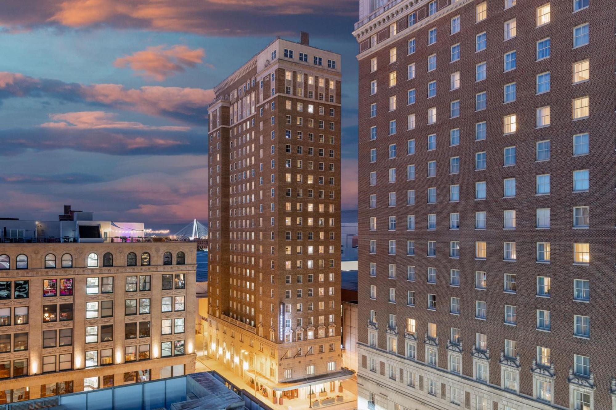 Courtyard St. Louis Downtown/Convention Center Hotel Exterior photo